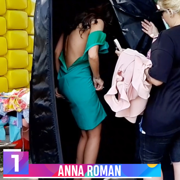 Top 20 bunăciuni din showbiz care au rămas “total descoperite” în locuri publice. Anna Lesko, Gina Pistol sau Anda Adam sunt doar câteva dintre numele sonore