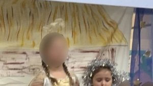 O fetiță de 5 ani, gest surprinzător la serbarea de sfârșit de an. Juca rolul unui înger și...