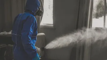 Noi descoperiri făcute despre boala rară din China! Coronavirusul rămâne în aer mai multe ore în spațiile aglomerate și camerele neaerisite