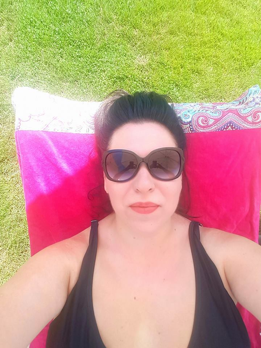 Oana Roman s-a pozat în costum de baie! Cum arată vedeta după ce s-a spus că a slăbit