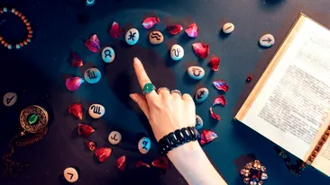 Horoscop rune azi, 10 martie 2026. Kenaz aduce „focul interior”: unii oameni pot găsi azi soluția la o problemă veche