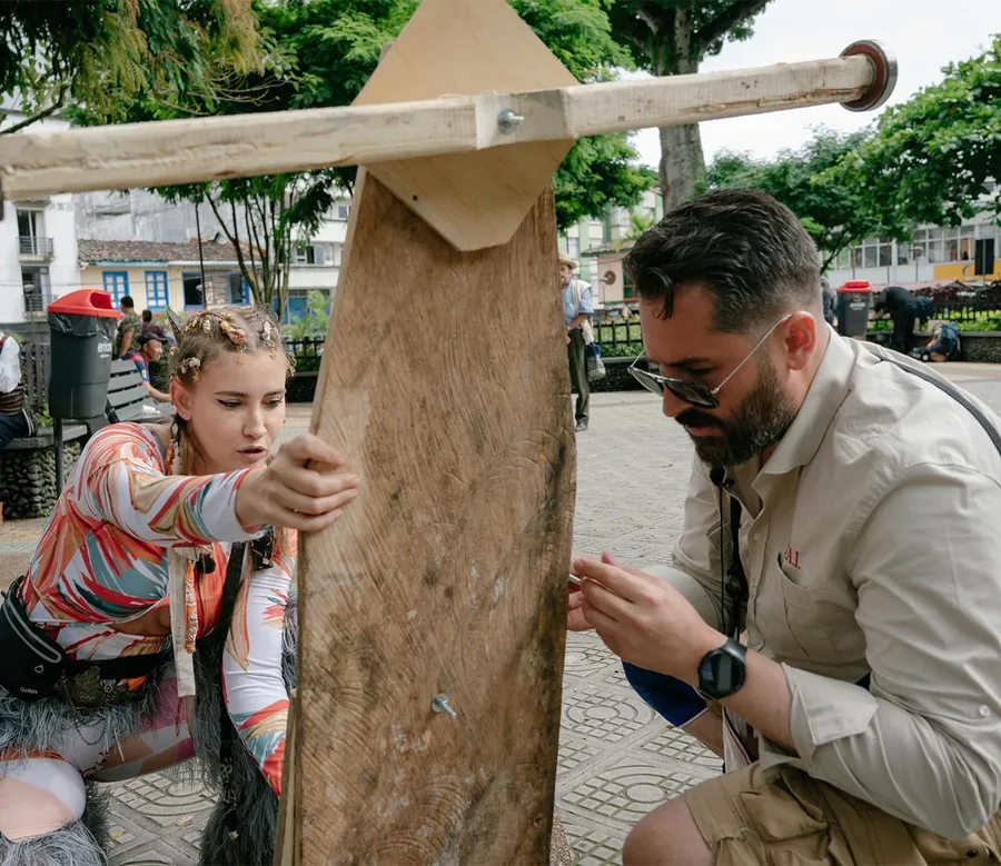 iulia albu si iubitul mike america express