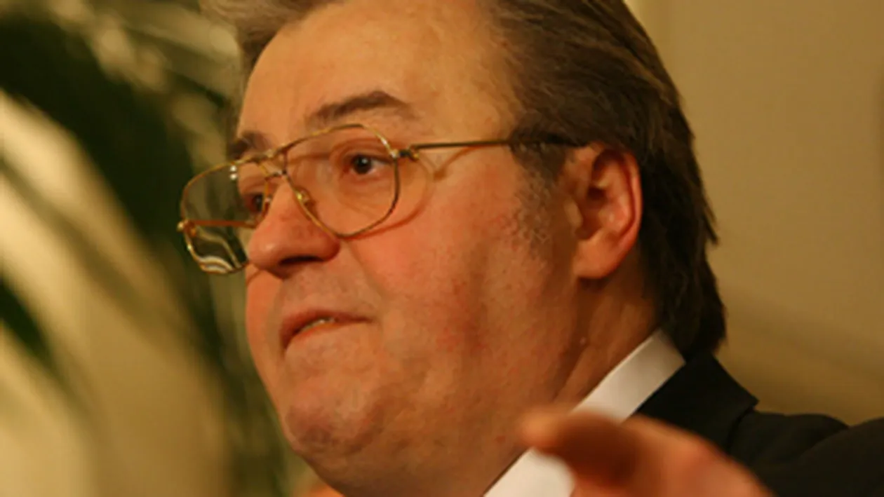 VIDEO Corneliu Vadim Tudor, despre declaratiile vrajitoarelor: Aia cu impotenta m-a distrat. Daca unii vor sa isi faca operatii de marire de penis, eu ar trebui sa il micsorez cu bomfaierul