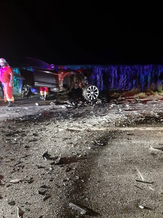 COD ROȘU în România, în această dimineață! Cinci morți și șapte răniți în urma unui accident între trei mașini. FOTO