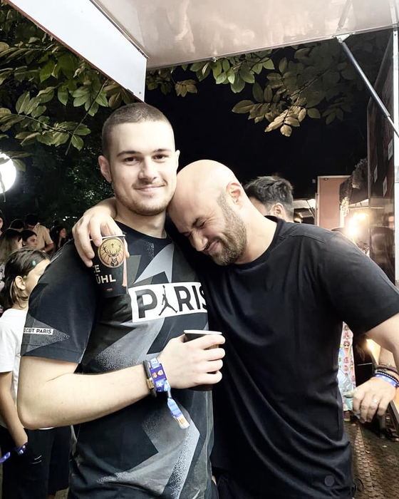 „Divorț” cu scandal, împăcare surpriză! Bendeac și Antena, un nou început după ce s-au războit