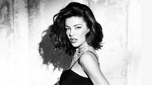 CRISTINA ICH, luată la ochi de 9GAG! Reacţia actriţei nu a întârziat să apară