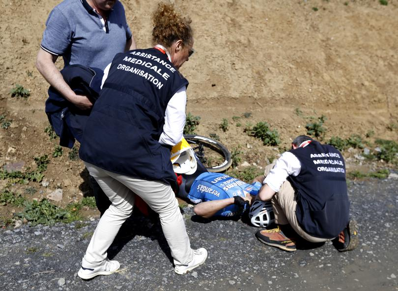 Doliu în lumea sportului! Ciclistul Michael Goolaerts a murit, după ce s-a accidentat în timpul cursei Paris-Roubaix: „Familia și apropiații i-au fost alături până în ultima clipă”