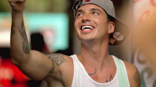 J Balvin, interpretul hit-ului "Tranquila", topit dupa o bomba sexy de la noi. A sarutat-o si i-a zis ca vrea o noapte cu ea!