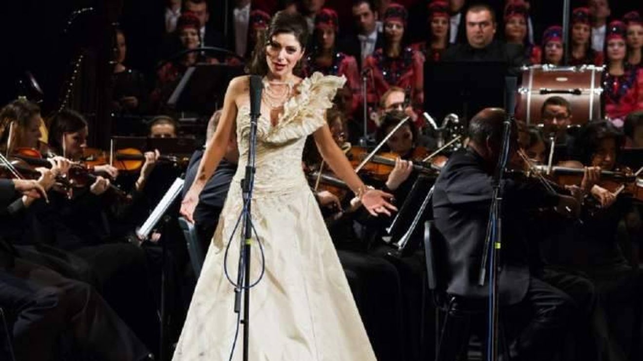 Caz dramatic la Iași! O mezzosoprană e în comă după ce ar fi căzut pe scări. Poliția a deschis o anchetă