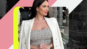 La un an de la divorț, Deea Maxer și-a schimbat radical viața! E pe punctul de a ”lovi” în Dubai!