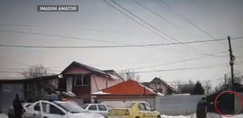 Urmărire ca-n filme în Capitală! S-a lăsat cu focuri de armă, după ce un șofer a încercat să calce un polițist