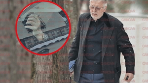 Gino Iorgulescu, „morocănos” pe străzile Capitalei, cu un ceas de 55.000 € la mână. Prima apariție după scandalul cu fiul său!