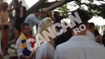 VIDEO Loredana si Remus Truica au incins o hora la Saint Tropez! Milionarul n-a scapat-o nicio clipa din ochi pe artista!