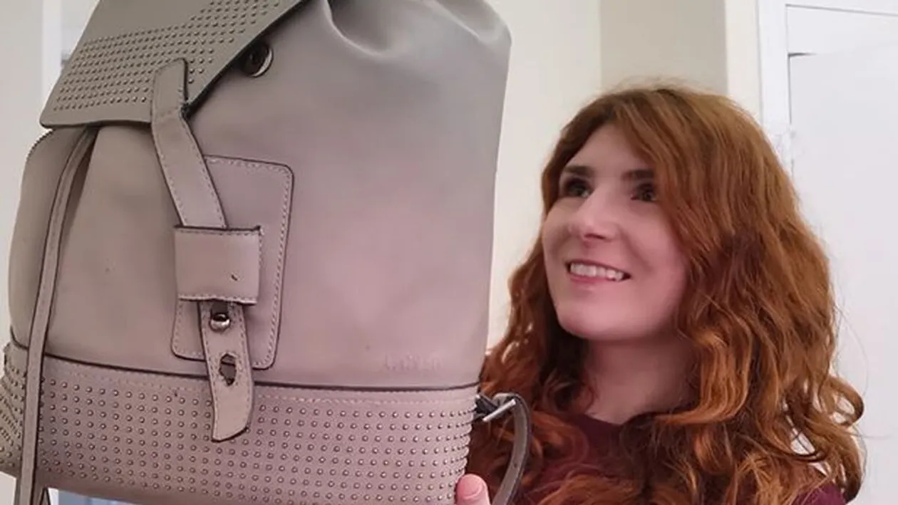 Trucul genial inventat de această tânără. Cum pot evita pasagerii să plătească bani în plus pentru un bagaj de cală în avioanele low-cost