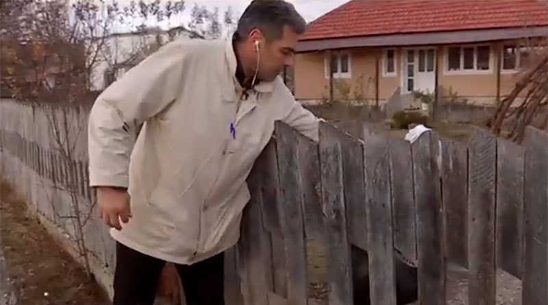 Marcel Toader a scăpat de bunurile Mariei Constantin! Unde a lăsat cei zece saci cu haine şi alte articole. Mama artistei a ajuns la spital!