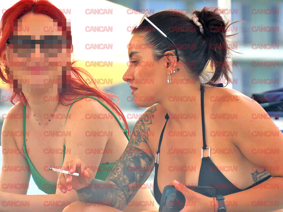 Nicoleta Nucă a mers la mare cu prietenele