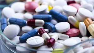 Comisia Europeană solicită ridicarea interdicţiile pentru exportul de medicamente