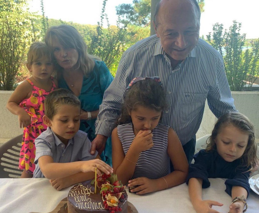 Elena Băsescu candidează pentru Camera Deputaților din partea PMP: “Aduc experiența pe care am căpătat-o în Parlamentul European”