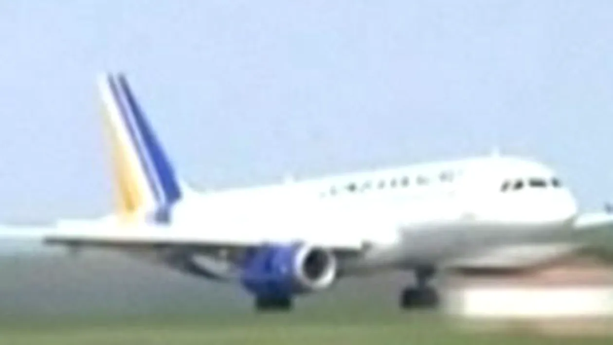 Un avion ucrainean a fost oprit la sol pentru ca tot echipajul era beat