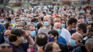 Experții avertizează! Al treilea val al pandemiei nu va putea fi evitat și va lovi România la începutul lunii aprilie