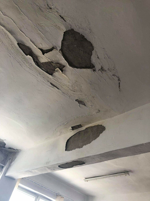 Așa arată sala în care se dă examenul pentru permisul auto, la Poliția Rutieră Dâmbovița