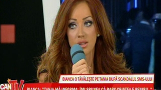 Tania Budi o informa pe Bianca Dragusanu ca Adi Cristea se destrabaleaza  in club: "Baby, vezi ca iubitul tau se linge cu toate alea pe acolo"