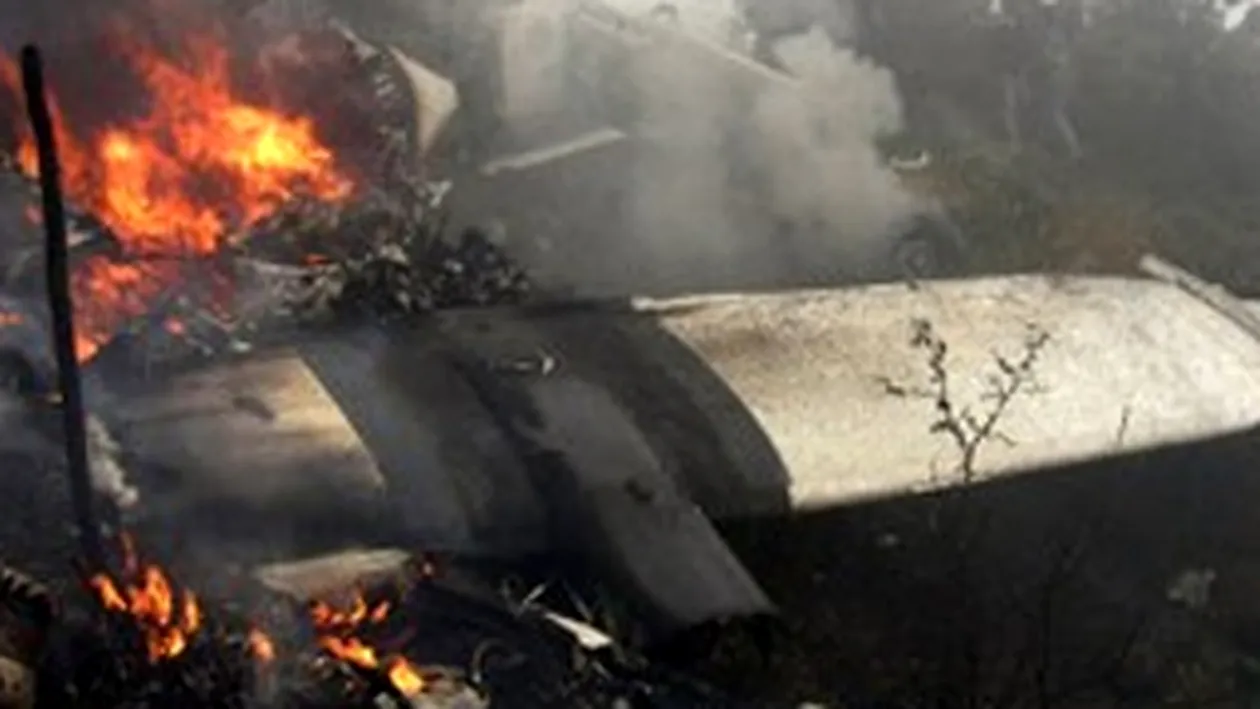 19 morti, majoritatea turisti, intr-un accident aviatic produs in Nepal!