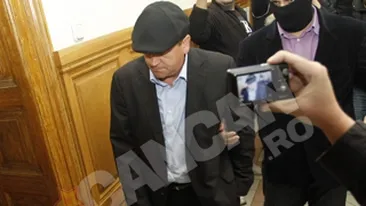 Familia facea cumparaturi de la magazinele de lux! Vicele Consiliului Judetean Cluj, vacanta de lux in Austria pe banii firmelor