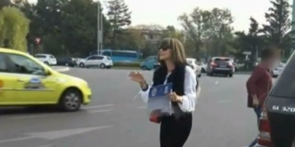 Romaniţa Iovan a făcut accident de maşină! S-a certat cu celălalt şofer în plină stradă! A fost nevoie de intervenţia poliţiei