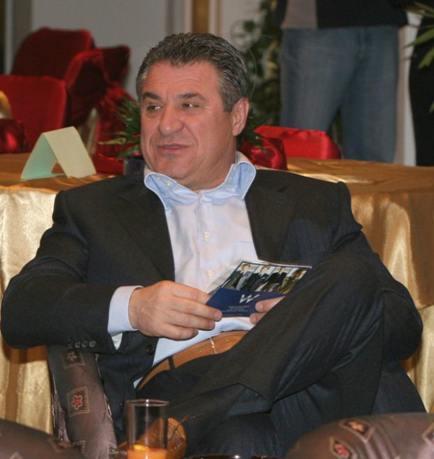 Aflat după gratii, Victor Becali a luat decizia. Vărul lui Gigi a făcut anunţul