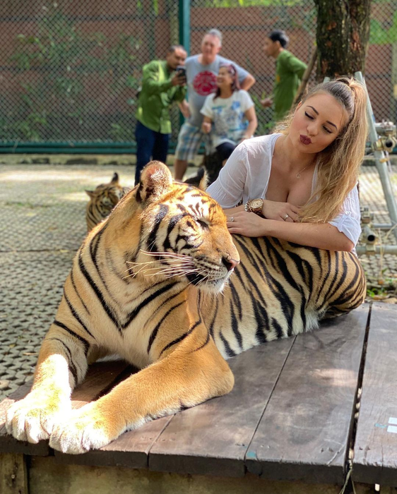 Andreea Bîrsan, tânăra care l-a cucerit pe Julius (sursa FOTO: Instagram)