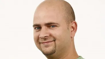 Cosmin Selesi a devenit tata de Mos Nicolae!