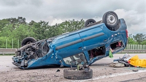 Șoferul unui Logan MCV, cursă haotică pe o autostradă din Germania. A mers cu 180 km/h și a făcut accident, fiind urmărit de 20 de mașini de poliție