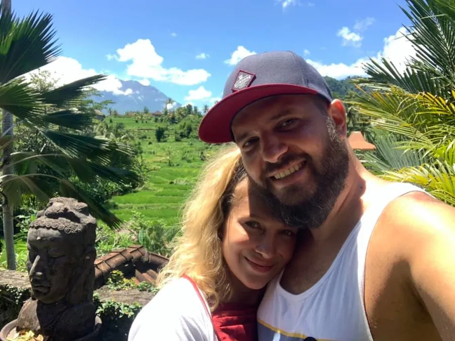 Lora și Ghenu nu au timp să se plictisească, în "izolarea" din Bali