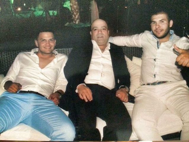 Sandu Hingheru (mijloc) și Bogdan Dacian