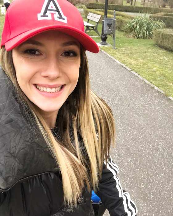 Adela Popescu a dat vestea în această dimineață! A ținut să se afle de la ea: “Ei bine, gata, asta a fost!”