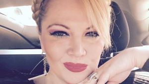 OANA LIS se „răsfaţă“ după ce VIOREL a tot câştigat la pariuri. Iată ce costum de Halloween şi-a ales