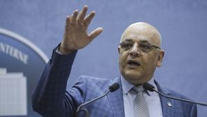 Se închid școlile în România din cauza coronavirusului, iar adunările mai mari de 1.000 de persoane sunt interzise! Raed Arafat a făcut anunțul