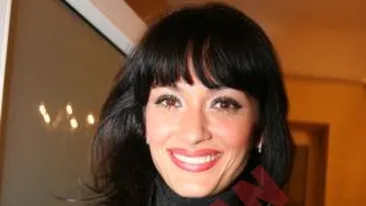 Anca Turcasiu: Sunt nascuta la sapte luni, medicul i-a spus mamei copilul a murit, dar pe drumul spre masa mi-a pornit inima