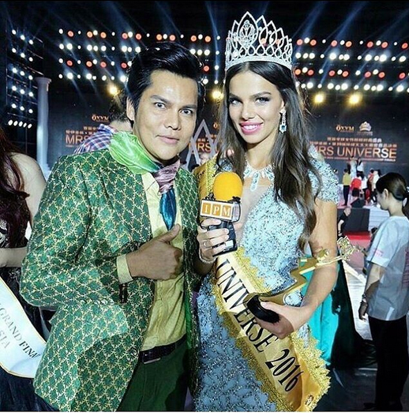 Ea este câştigătoarea titlului Mrs. Universe 2016! Uite cât de frumoasă este tânăra ucraineancă