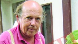 Castane cu chip de om