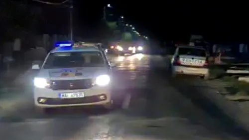 Scene de groază într-o comună din Dâmbovița. Doi indivizi au atacat polițiștii veniți să aplaneze o situație conflictuală