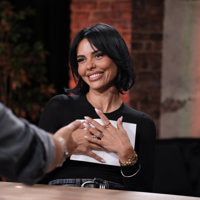 Andreea Popescu a stârnit îngrijorare cu ultima apariție! De unde sunt urmele de pe gât