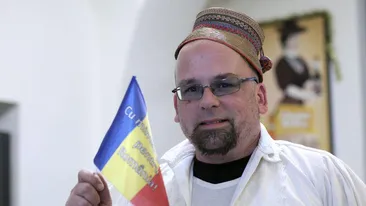 Un american a umblat prin toata lumea pana s-a stabilit la Cluj! Sam cel Roman e pasionat de Stefan cel Mare, tuica si branza