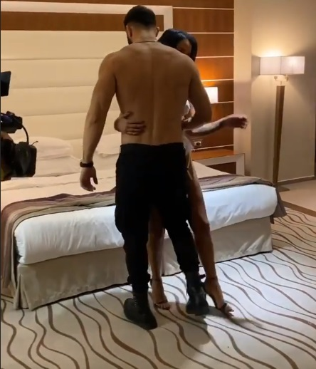 Daniela Crudu, filmată în ipostaze intime alături de unul dintre musculoșii de la Insula Iubirii! Bruneta a spus adevărul despre imaginile HOT