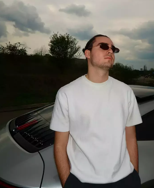 Fiul lui Ștefan Bănică Jr. vrea să-și croiască singur drumul în viață. De ce refuză să țină cont de sfaturile tatălui