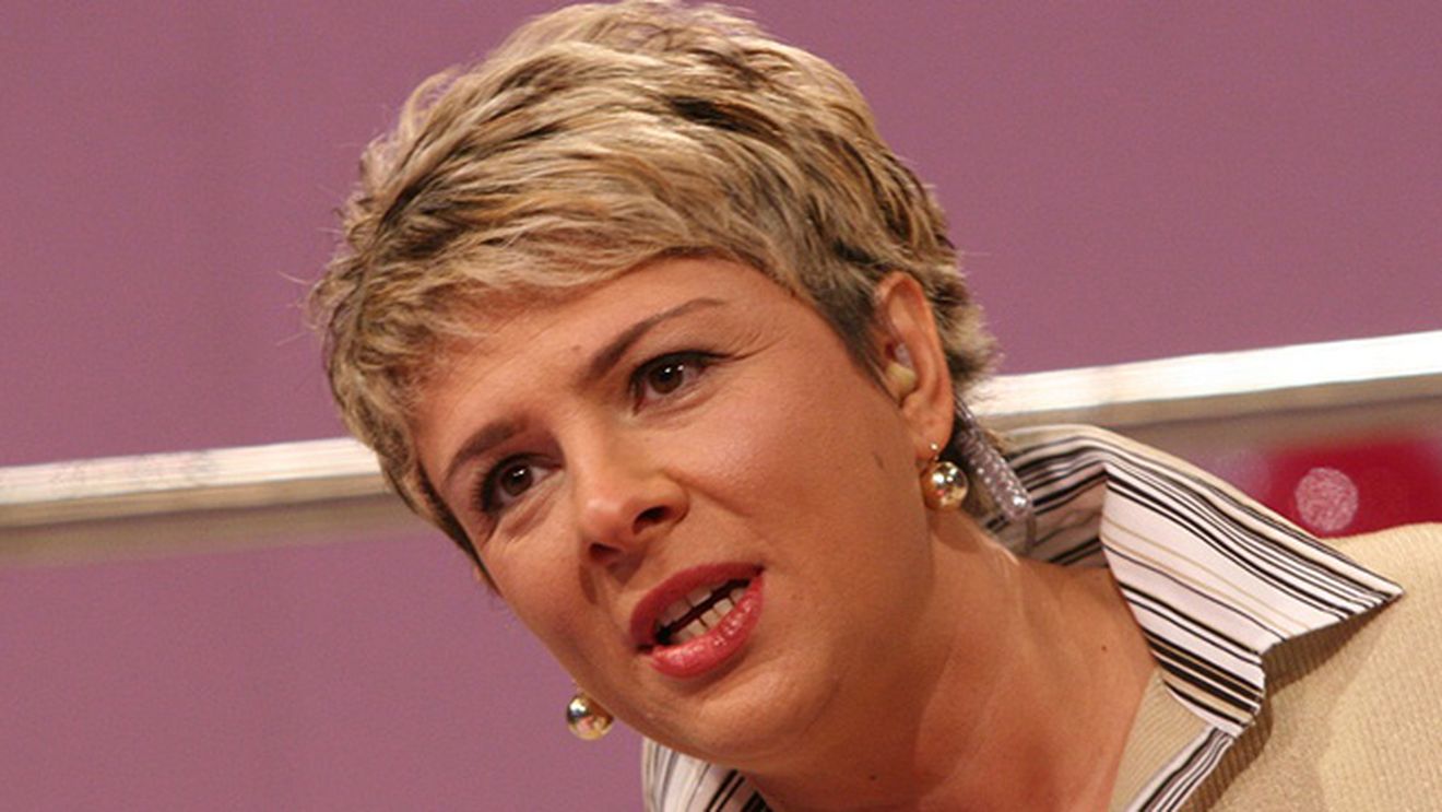 Teo Trandafir, comparata cu Iulia Albu! Cum a aparut vedeta TV in aceasta dupa-amiaza: "Parerile sunt impartite"