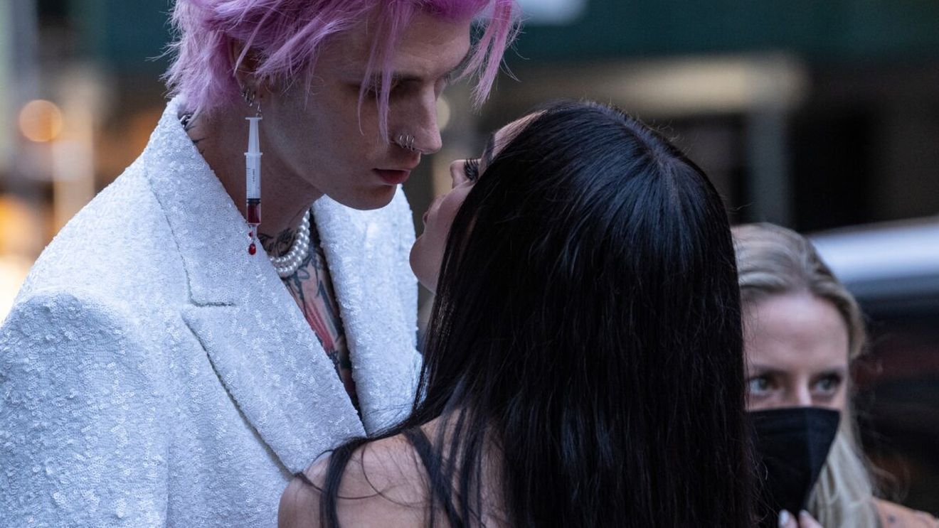 Megan Fox și Machine Gun Kelly și-au spus ADIO după 4 ani de relație. Primele declarații ale actriței: ”Vom fi întotdeauna conectați”