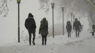 România, lovită de ciclonul polar: 36 de județe afectate! Raed Arafat îi avertizează pe români