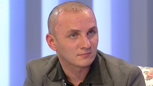 Prima apariţie publică de când şi-a făcut implant de păr! Uite cum arată Trăistariu cu noul look: "Adio, chelie"